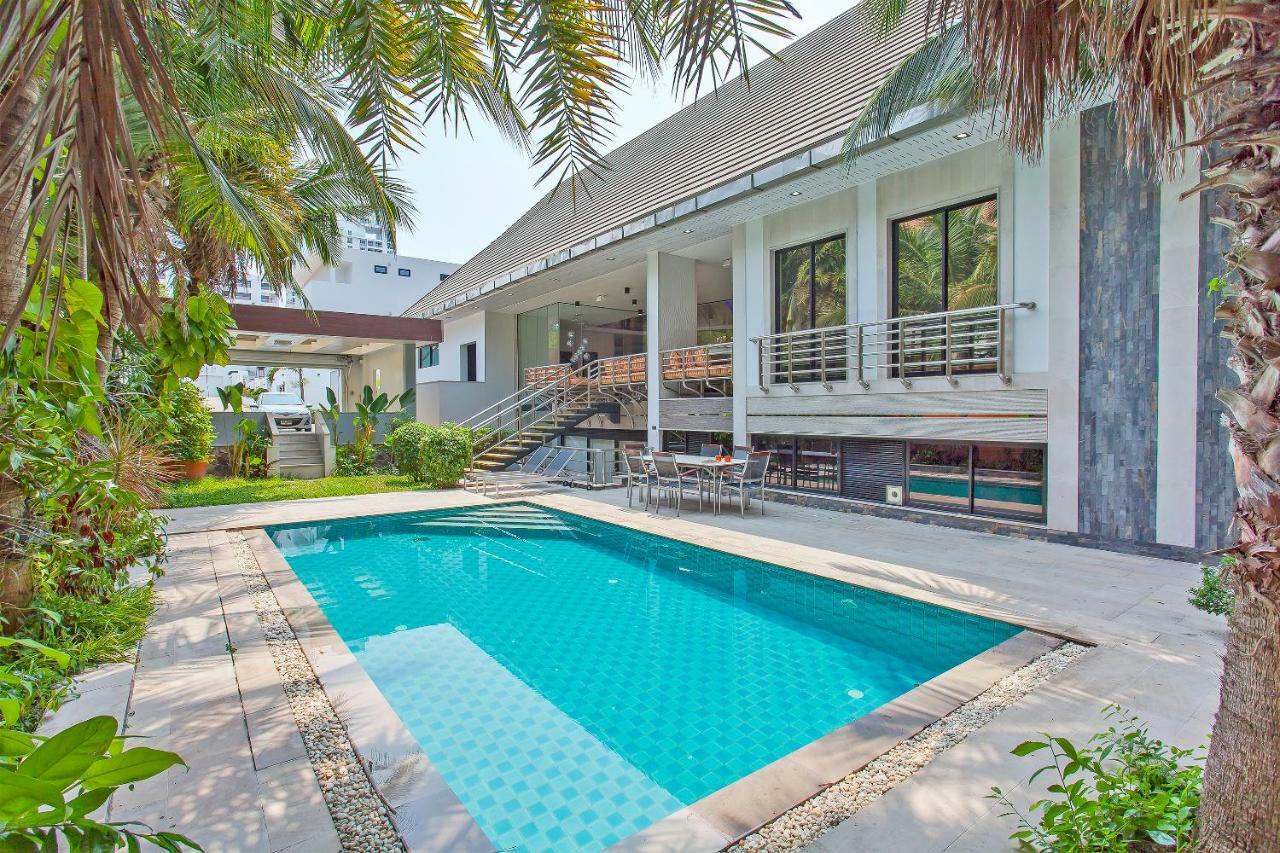 Royale Grand Villa Pattaya Eksteriør billede