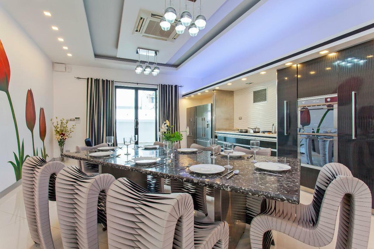 Royale Grand Villa Pattaya Eksteriør billede